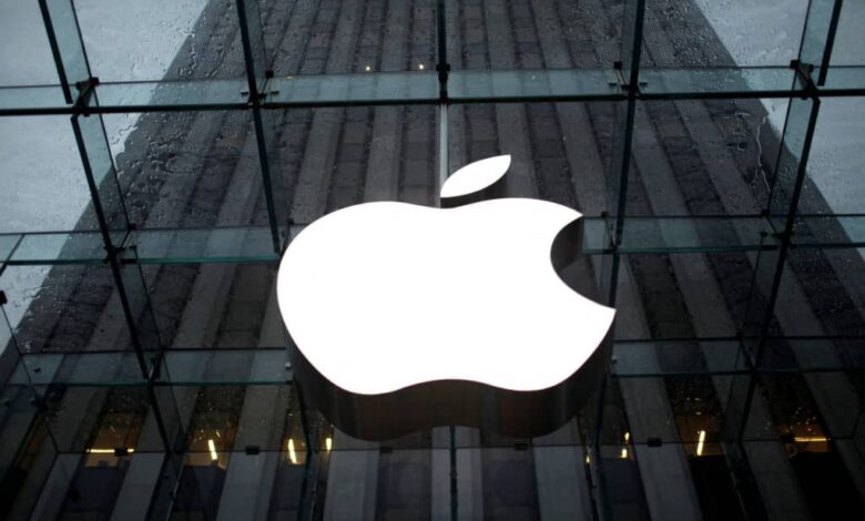 Betrayed Businessman Sues Apple Over 'Deleted' Messages Scandal