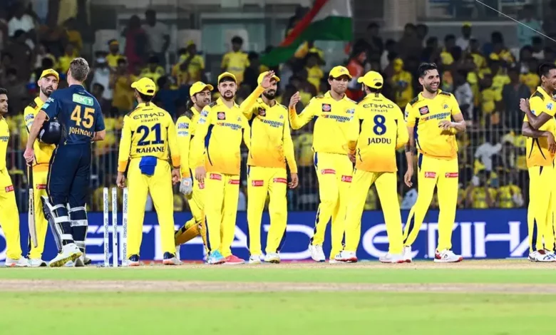 MS Dhoni Faces Criticism for Late Batting Appearance in CSK's IPL 2024 Clash