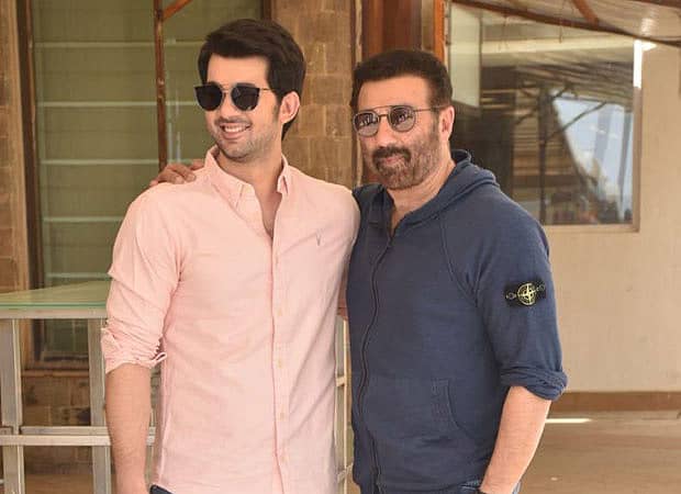 Karan Deol makes debut alongside father Sunny in 'Lahore 1947' (1)