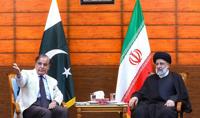 Iranian President Raisi visits Pakistan to Strengthen Ties