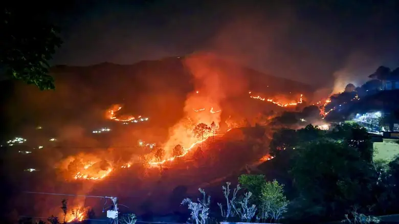 Indian Air Force and Army Battle Raging Nainital Forest Fire