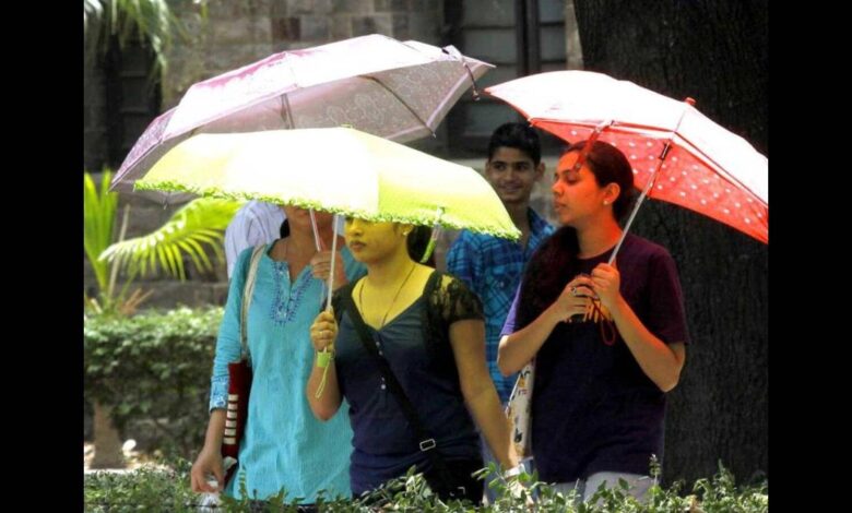 Severe Heatwave scorches north India, IMD Issues 'Red' Alert