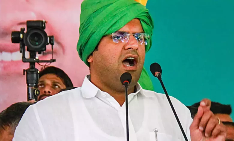 Political Turmoil in Haryana as Dushyant Chautala's MLAs Meet Former BJP CM