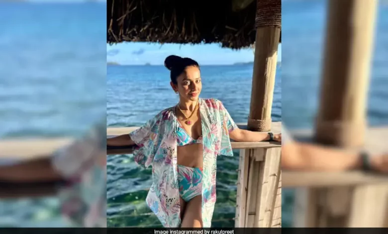 Rakul Preet Singh's stunning beach Fashion on Fiji vacation with Husband