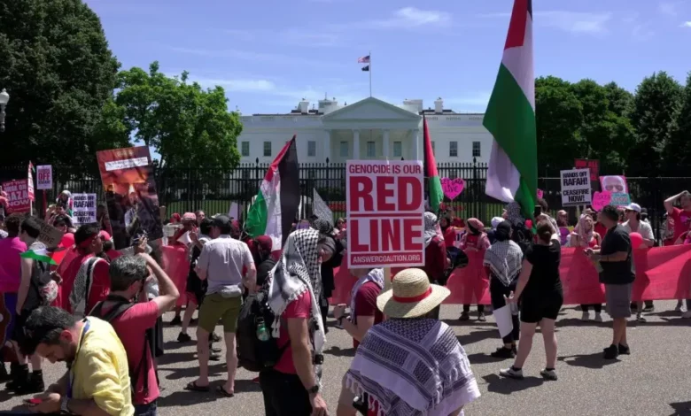 Massive Pro-Palestinian Protest Surrounds White House
