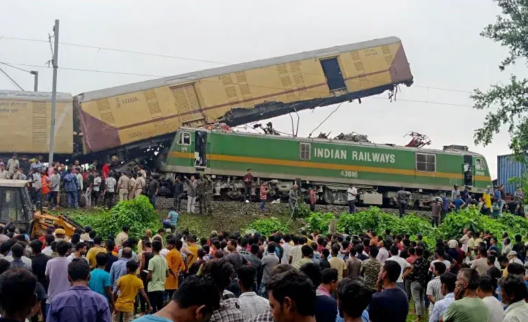 Deadly Collision: Goods Train Slams into Kanchanjunga Express in West Bengal