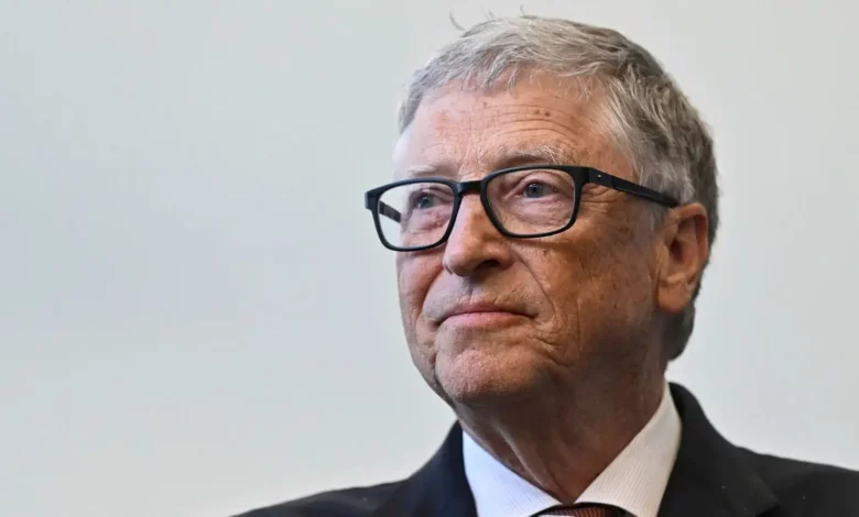 Bill Gates Praises Tesla's Climate Efforts, Hopes for More Dialogue