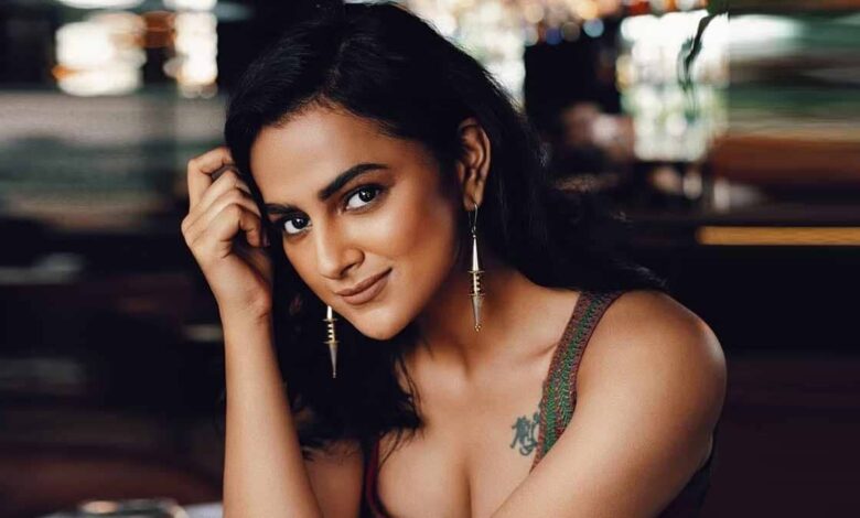 Shraddha Srinath: Style Icon and Versatile Actress Captivating Audiences