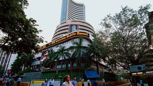 Sensex and Nifty Soar over 1.6% amid hopes of US Fed rate cut