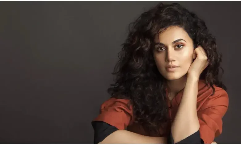 Taapsee Pannu Highlights Insider-Outsider Divide in Bollywood