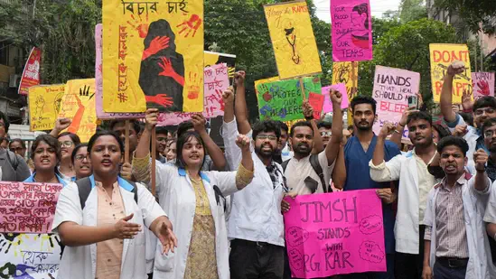 Calcutta HC orders CBI probe Into Kolkata doctor's Rape-Murder