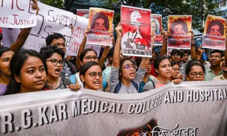 Kolkata Police Foil Attack on Protesting Junior Doctors