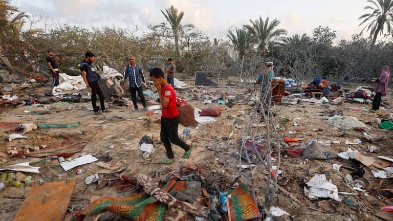 Israeli airstrike on Gaza’s "safe zone" kills 40, injures 60, Palestinian officials report