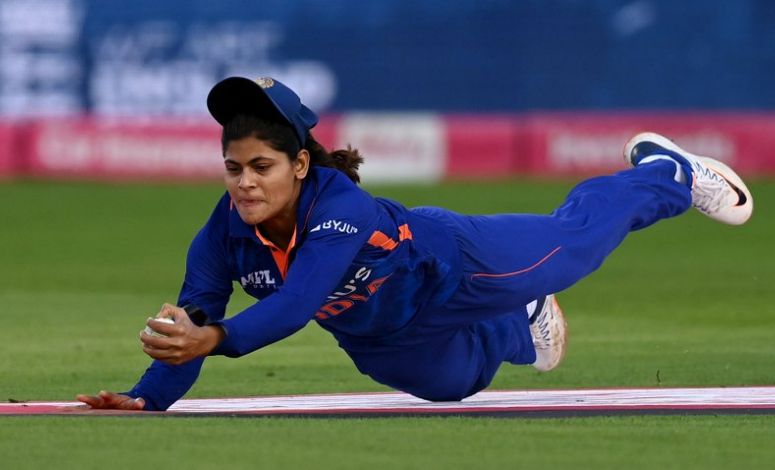 India dominates Sri Lanka, Radha Yadav shines with stunning catch