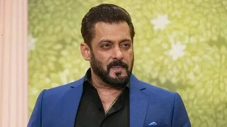 Lyricist threatens Salman Khan, Arrested in fame bid