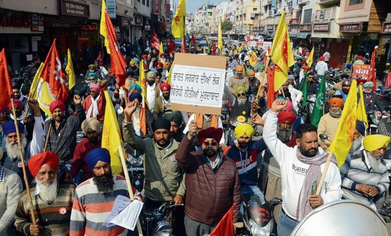 Farmers demand 'Punjab Bandh' on December 30 for their rights