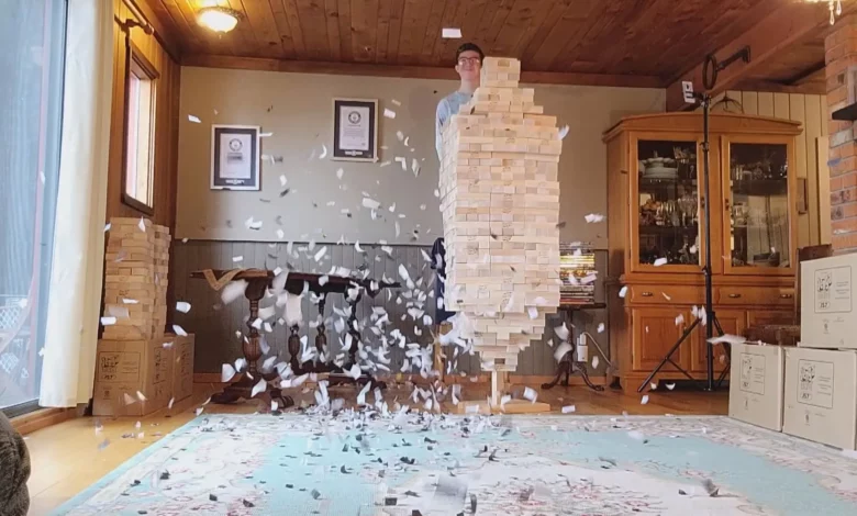 Canadian sets Guinness record stacking 1,840 Jenga blocks