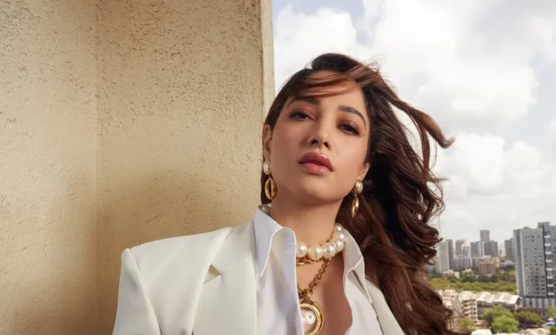 Tamannaah Bhatia shines in vintage look amid film success