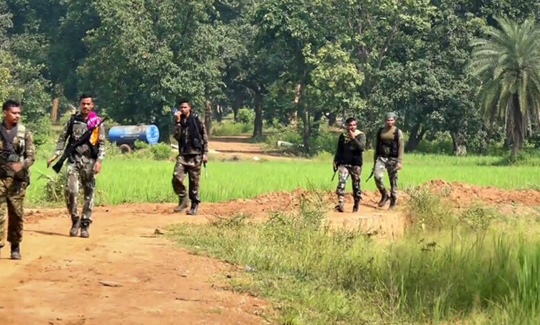 Chhattisgarh encounter: Cop killed, 4 Naxals gunned down