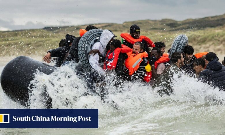 UK to Sanction Chinese Boatmakers, Smugglers to Curb Illegal Migration