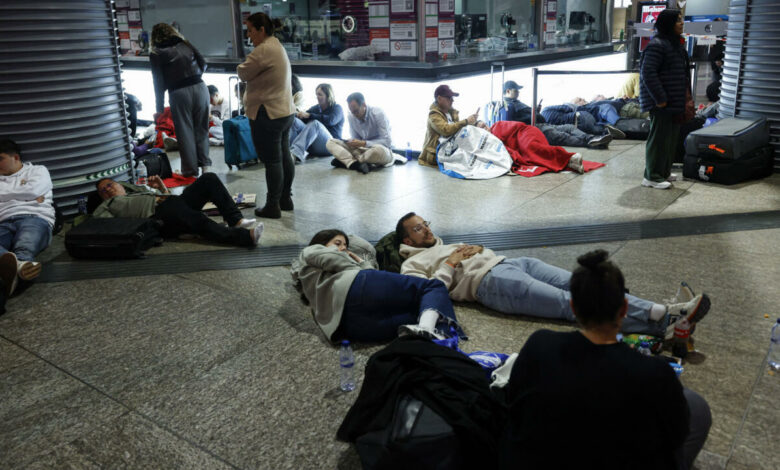 Spain and Portugal restored after unexplained power outage