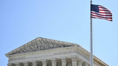 US Supreme Court lets Trump end protections for Venezuelans