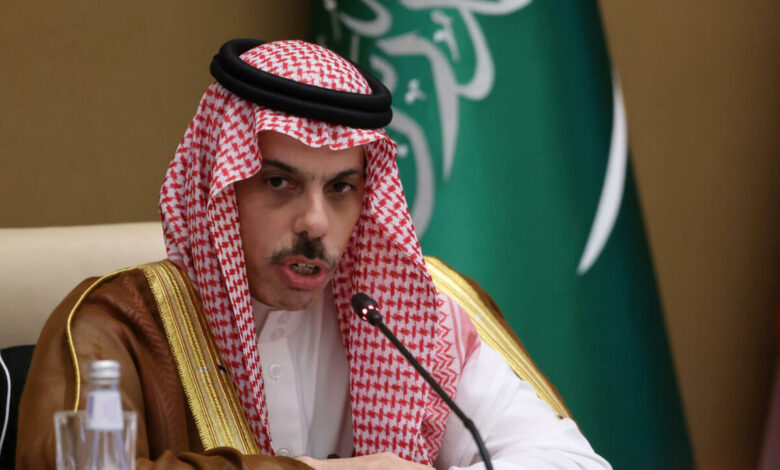 Arab ministers denounce Israel's ban on West Bank visit