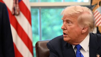 US judge halts Trump's mass layoff plans