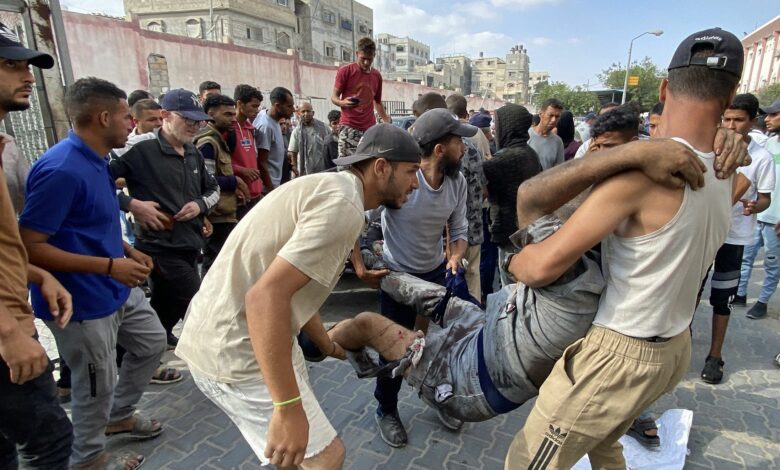 Eleven killed by Israeli fire while seeking aid in Gaza